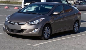 HYUNDAI ELANTRA